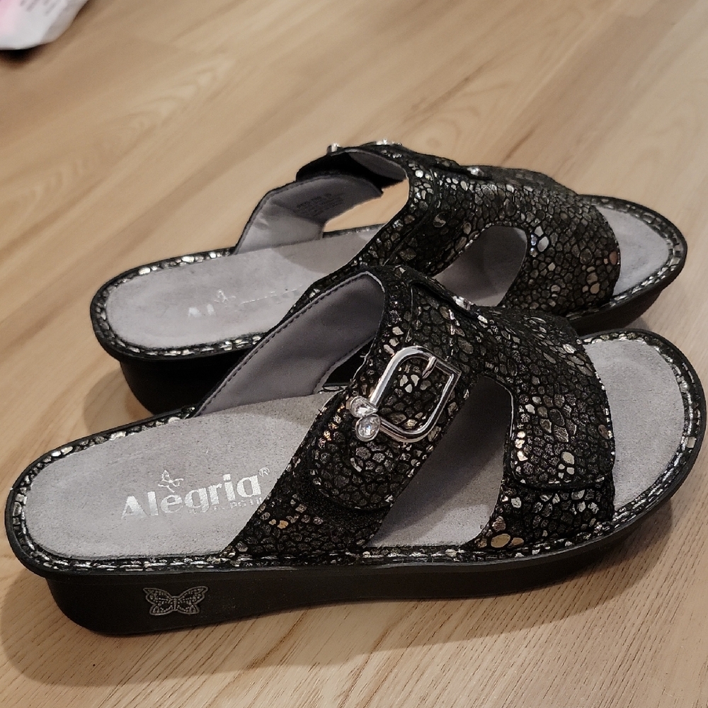 Alegria Women's Glittery Black Slide Sandals